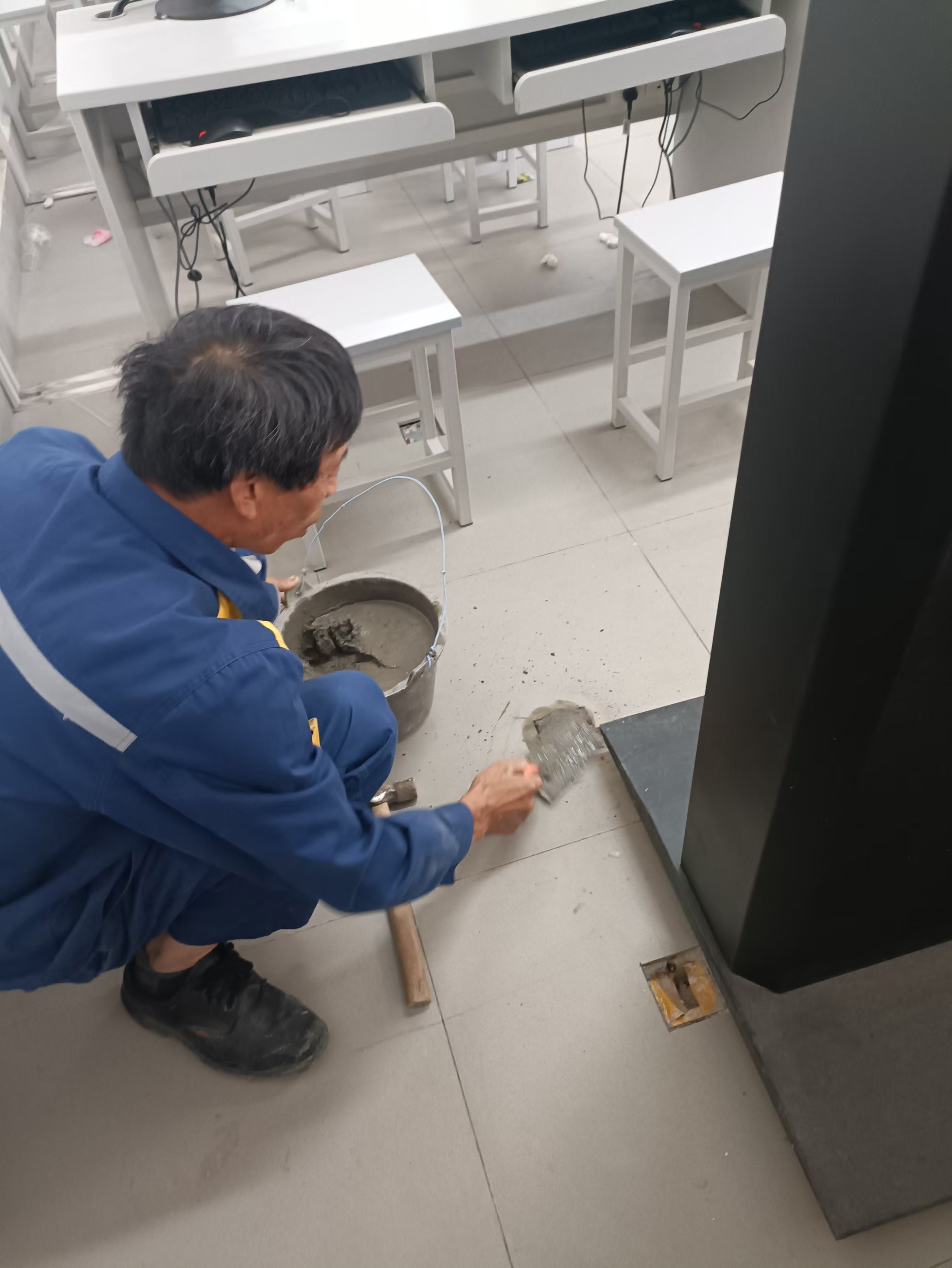 103实验室维修
